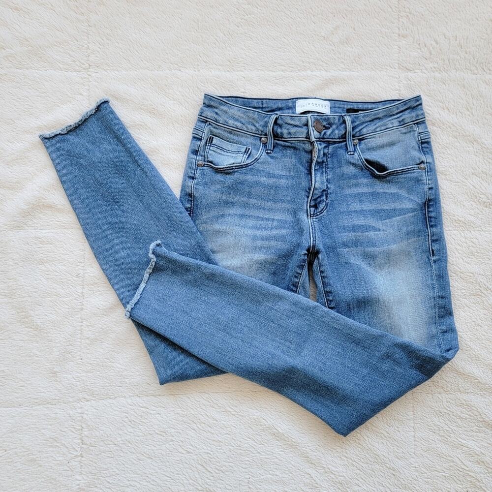 PARKER SMITH Midrise Raw Hem Distressed Skinny Leg Jeans